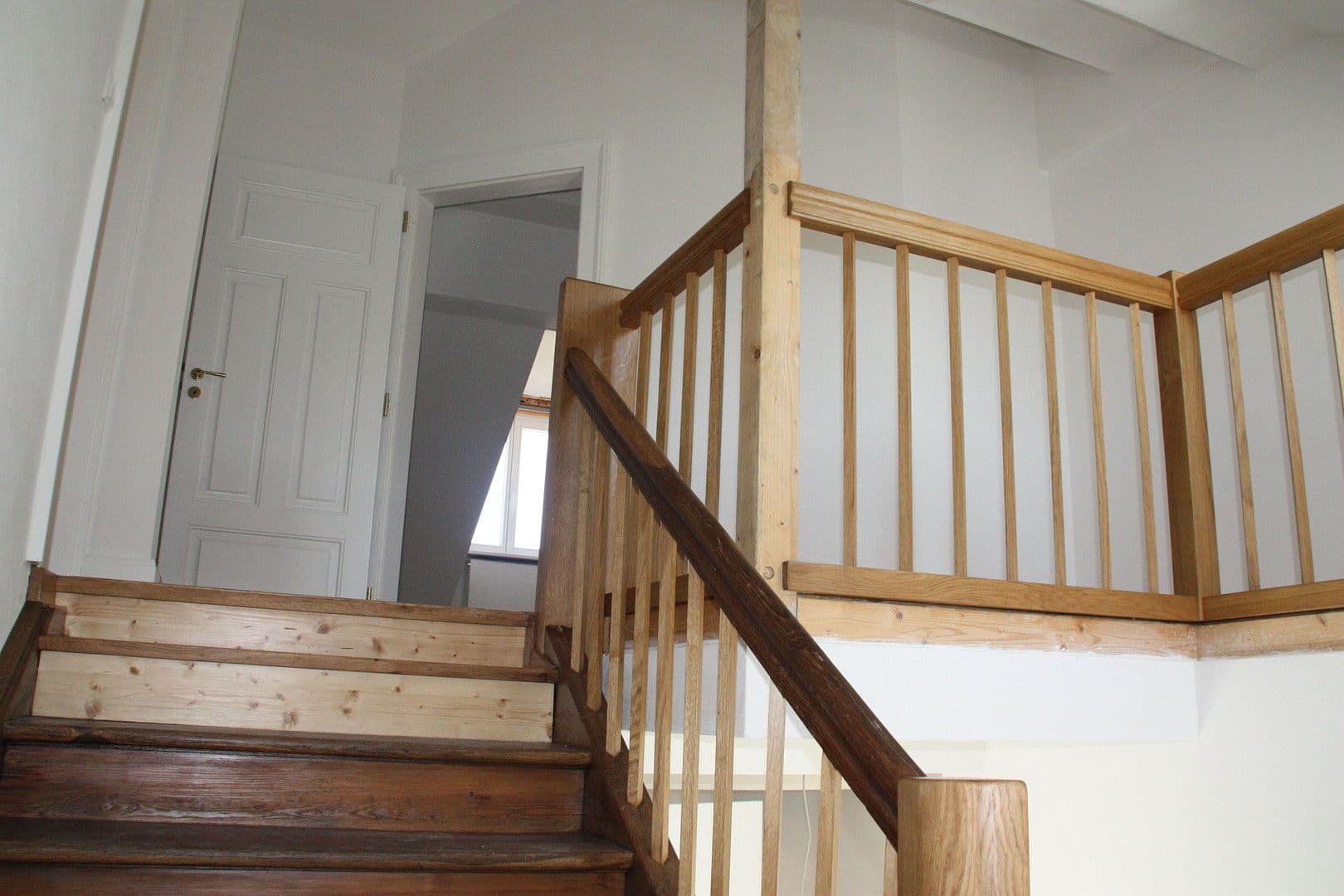 Prenájom bytu 3-izbový 110 m², Sinsheim, Bádensko-Wurttembersko Prenájom bytu 3-izbový 110 m², Sinsheim, Bádensko-Wurttembersko