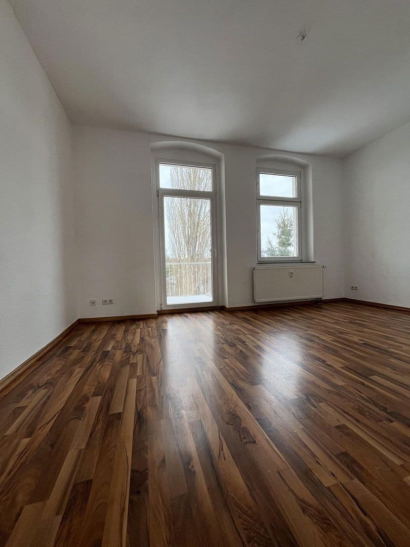 Prenájom bytu 5-izbový 110 m², Voigtstraße 32, Chemnitz, Sasko Prenájom bytu 5-izbový 110 m², Voigtstraße 32, Chemnitz, Sasko