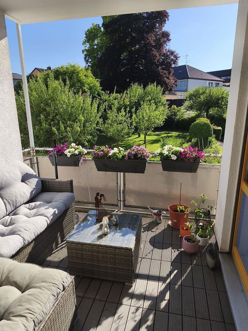 Prenájom bytu 2-izbový 65 m², Friesenstraße 14, Augsburg, Bavorsko Prenájom bytu 2-izbový 65 m², Friesenstraße 14, Augsburg, Bavorsko