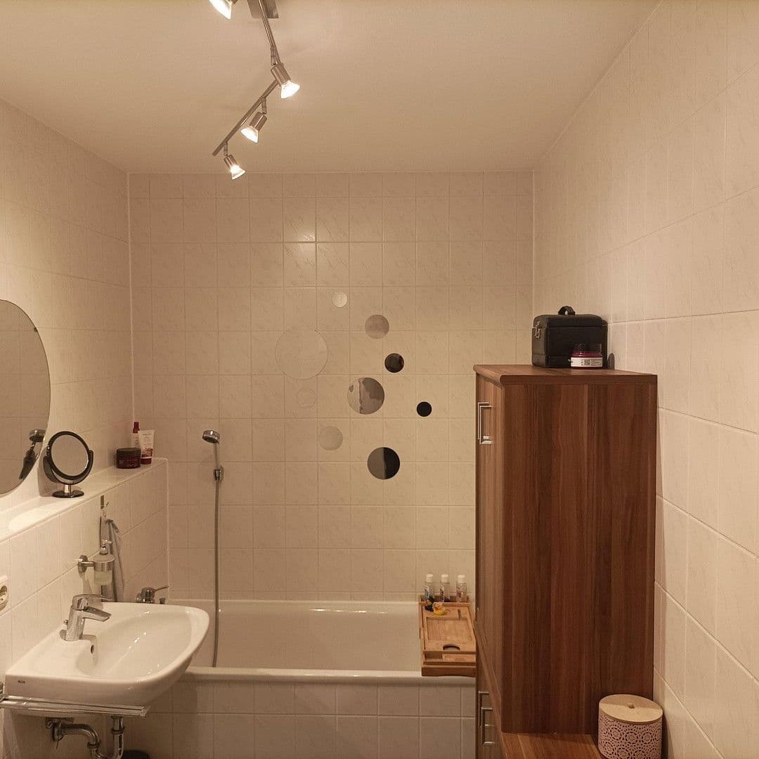 Prenájom bytu 2-izbový 65 m², Friesenstraße 14, Augsburg, Bavorsko Prenájom bytu 2-izbový 65 m², Friesenstraße 14, Augsburg, Bavorsko