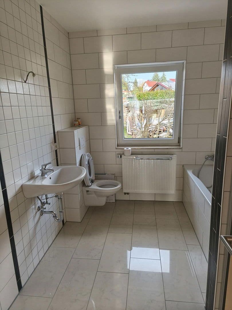 Prenájom bytu 3-izbový 80 m², Heilbad Heiligenstadt, Durínsko Prenájom bytu 3-izbový 80 m², Heilbad Heiligenstadt, Durínsko