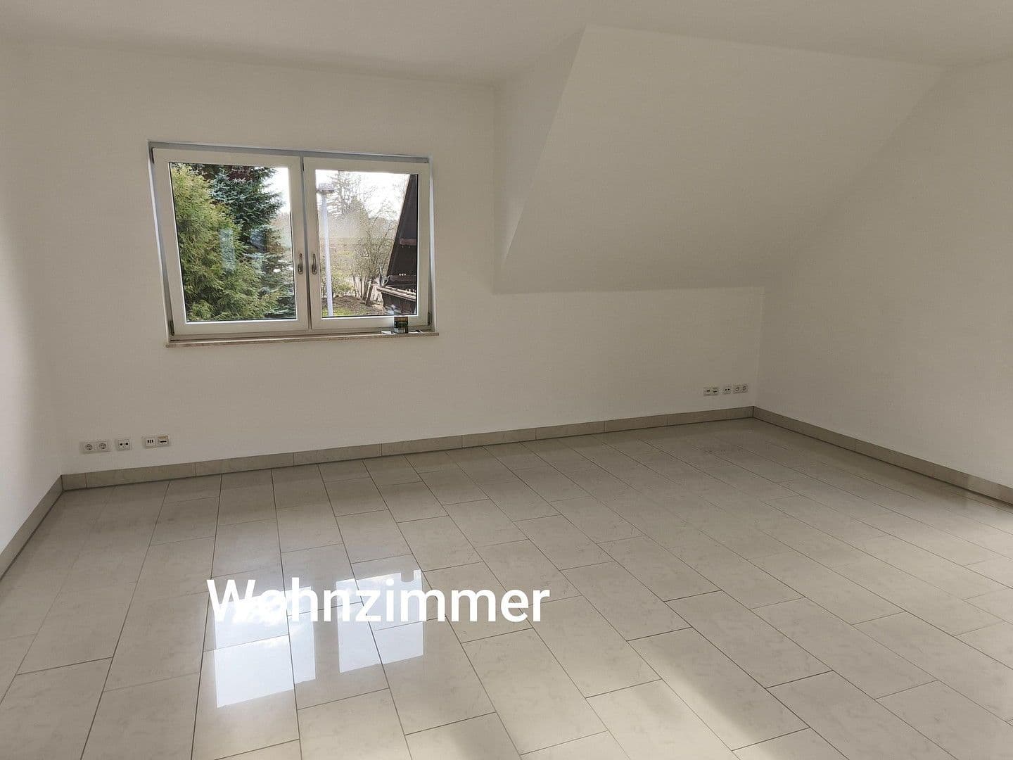 Prenájom bytu 3-izbový 80 m², Heilbad Heiligenstadt, Durínsko Prenájom bytu 3-izbový 80 m², Heilbad Heiligenstadt, Durínsko
