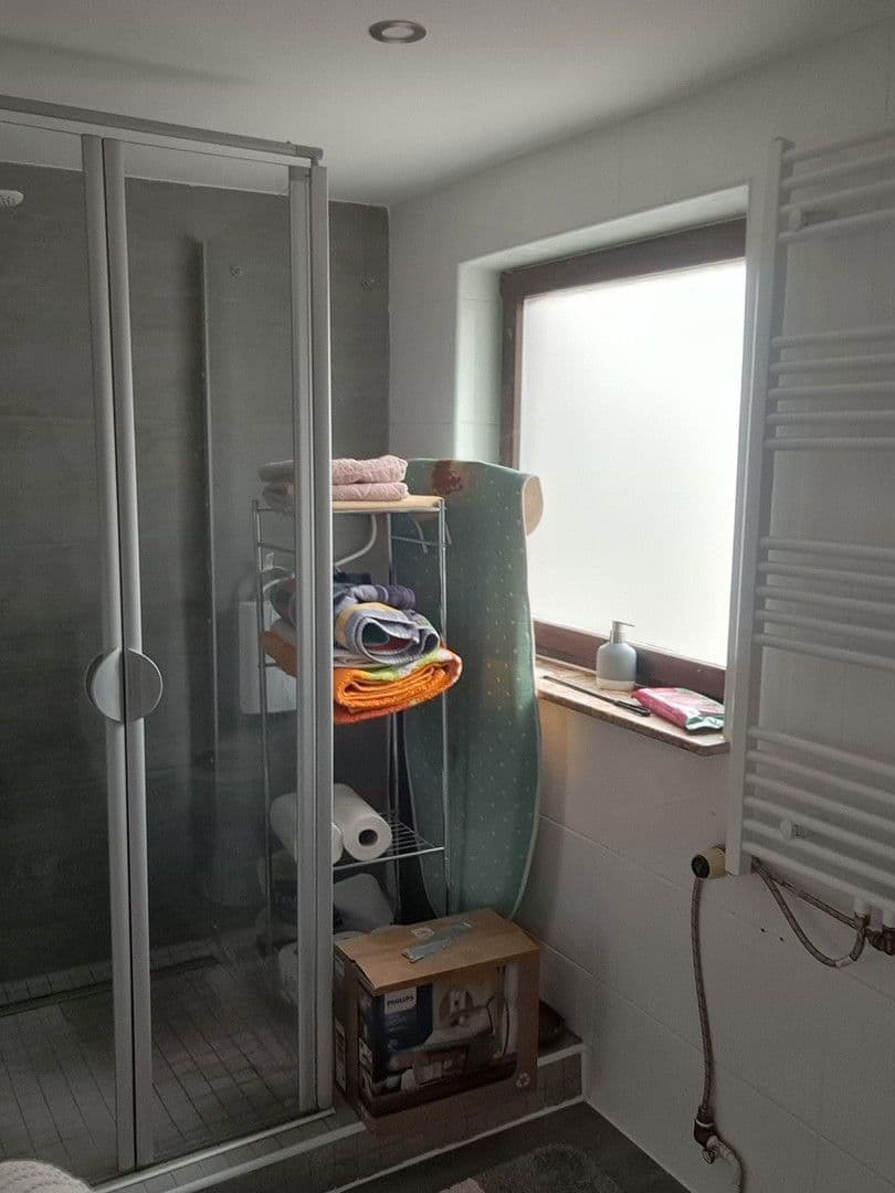 Prenájom bytu 3-izbový 100 m², Bickenbach, Hesensko Prenájom bytu 3-izbový 100 m², Bickenbach, Hesensko