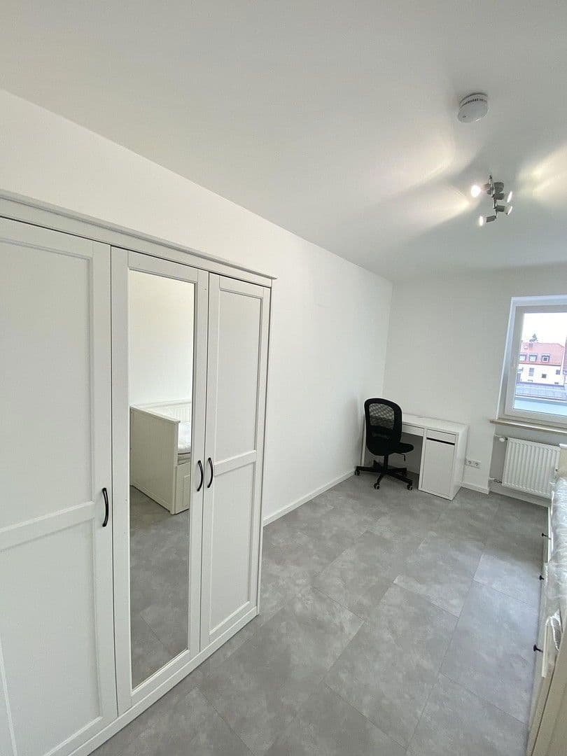 Prenájom bytu 1-izbový 80 m², Korbinianplatz, München, Bavorsko Prenájom bytu 1-izbový 80 m², Korbinianplatz, München, Bavorsko