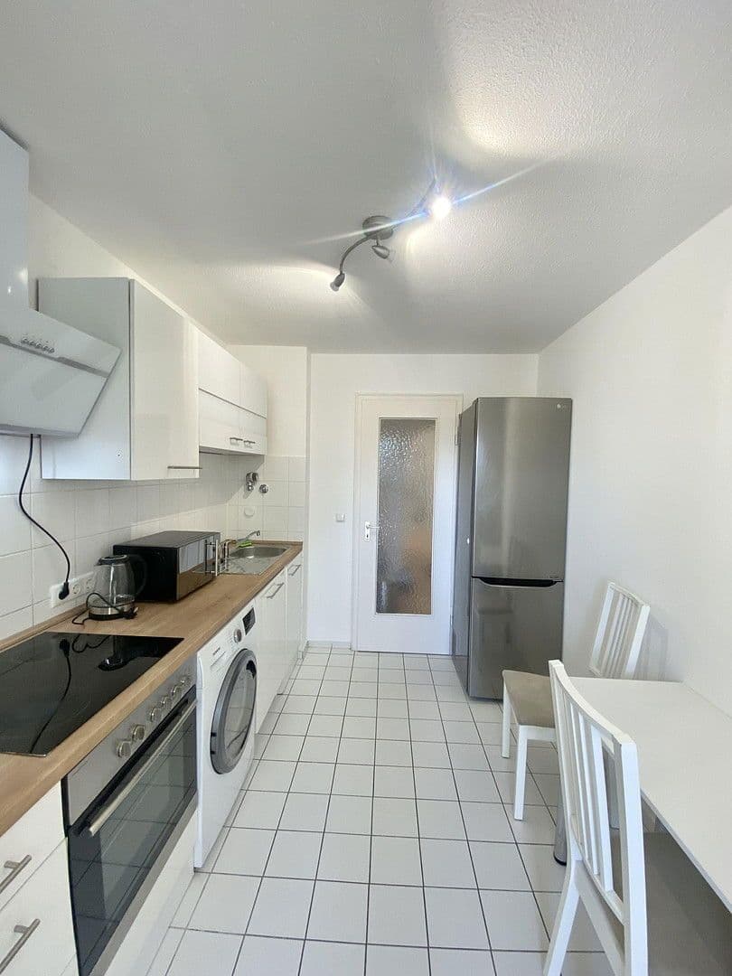 Prenájom bytu 1-izbový 80 m², Pfitznerstr, München, Bavorsko Prenájom bytu 1-izbový 80 m², Pfitznerstr, München, Bavorsko