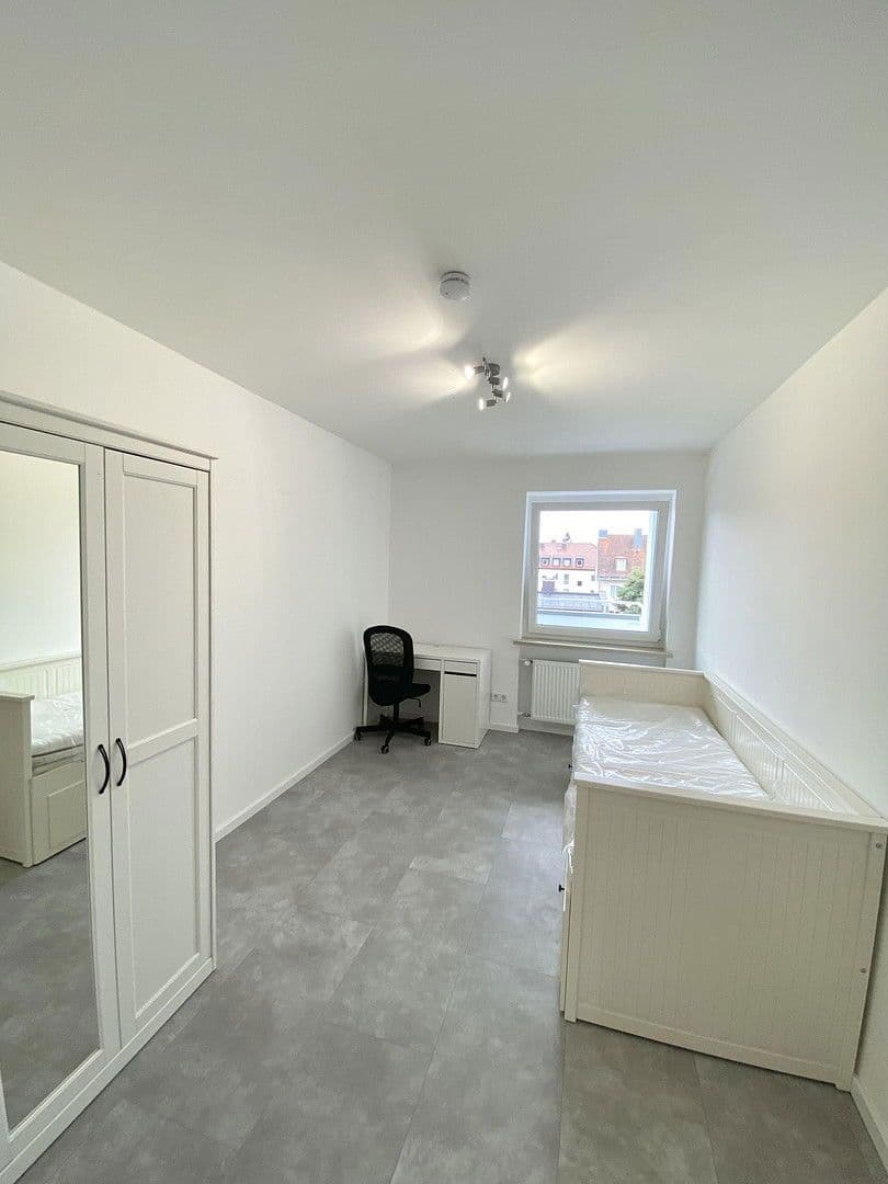 Prenájom bytu 1-izbový 80 m², Korbinianplatz, München, Bavorsko Prenájom bytu 1-izbový 80 m², Korbinianplatz, München, Bavorsko