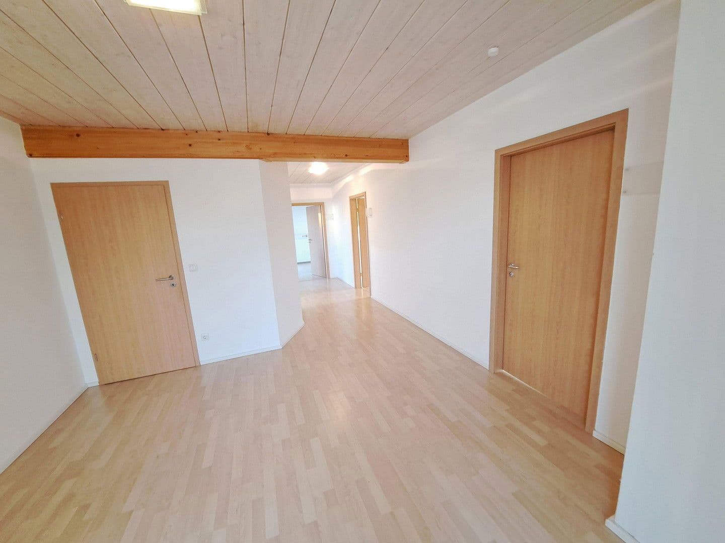 Prenájom kancelárie 120 m², Wagnerstr. 25, Durmersheim, Bádensko-Wurttembersko Prenájom kancelárie 120 m², Wagnerstr. 25, Durmersheim, Bádensko-Wurttembersko