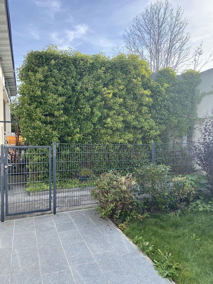 Predaj nebytového priestoru 500 m², Am Römerfeld 6, Hof bei Salzburg, Salzbursko Predaj nebytového priestoru 500 m², Am Römerfeld 6, Hof bei Salzburg, Salzbursko