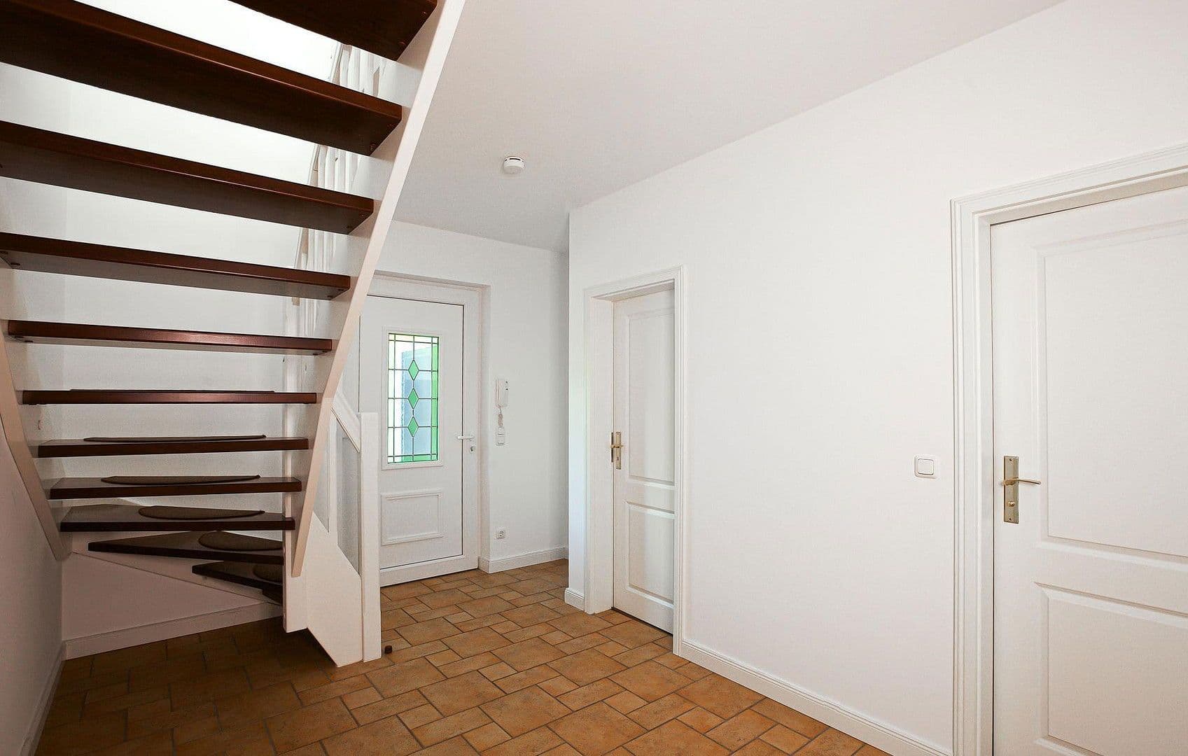 Predaj domu 144 m², pozemek 1.119 m², Schwielowsee, Brandenbursko Predaj domu 144 m², pozemek 1.119 m², Schwielowsee, Brandenbursko