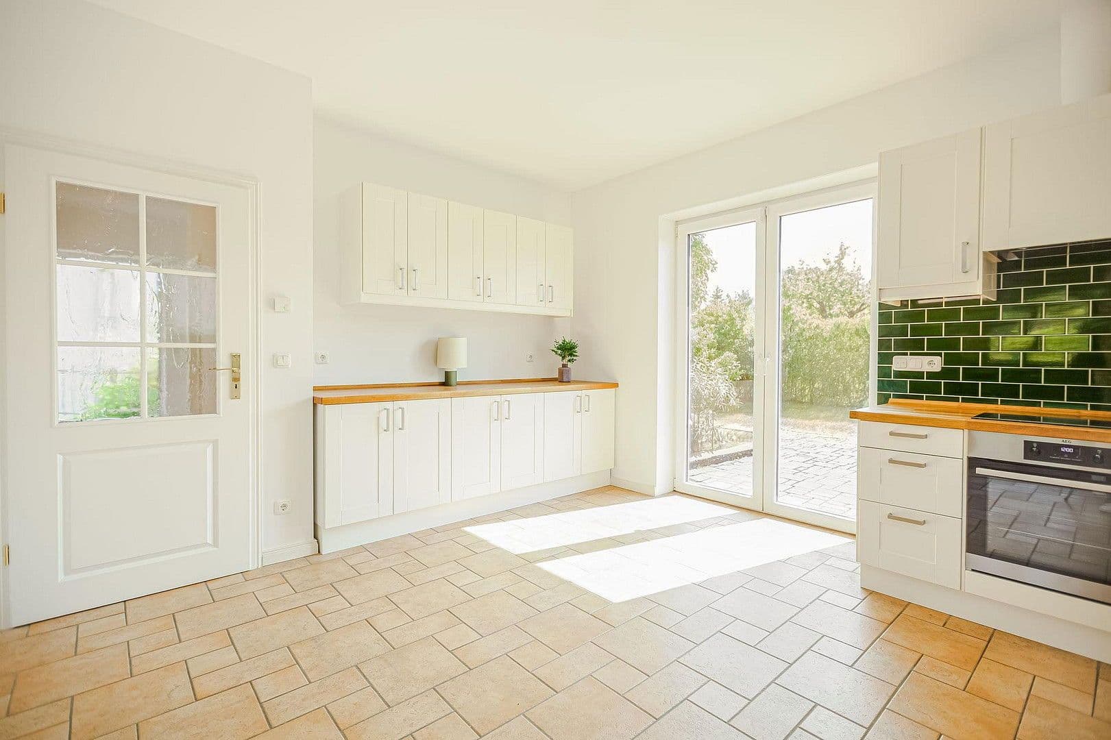 Predaj domu 144 m², pozemek 1.119 m², Schwielowsee, Brandenbursko Predaj domu 144 m², pozemek 1.119 m², Schwielowsee, Brandenbursko