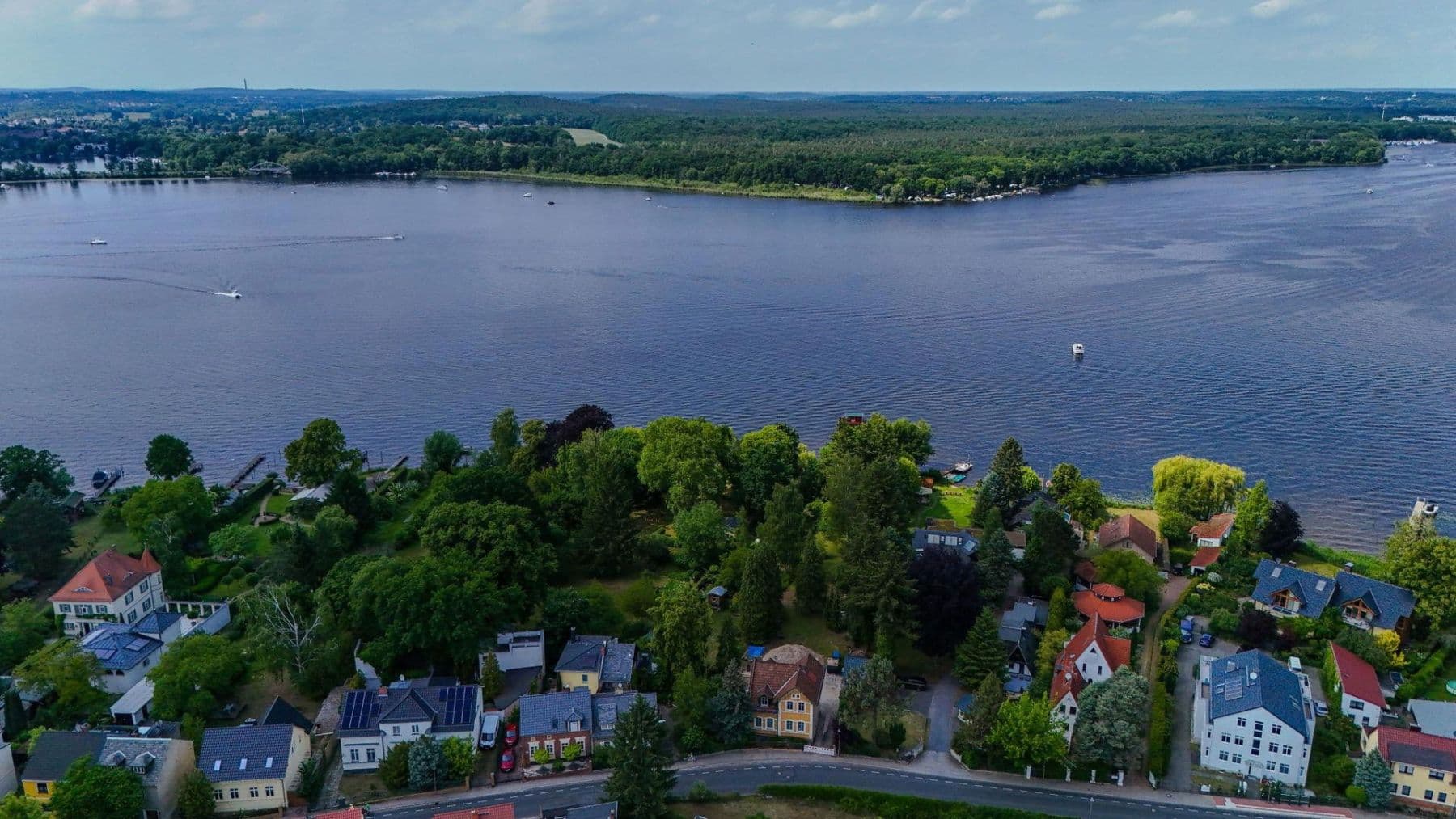 Predaj domu 144 m², pozemek 1.119 m², Schwielowsee, Brandenbursko Predaj domu 144 m², pozemek 1.119 m², Schwielowsee, Brandenbursko