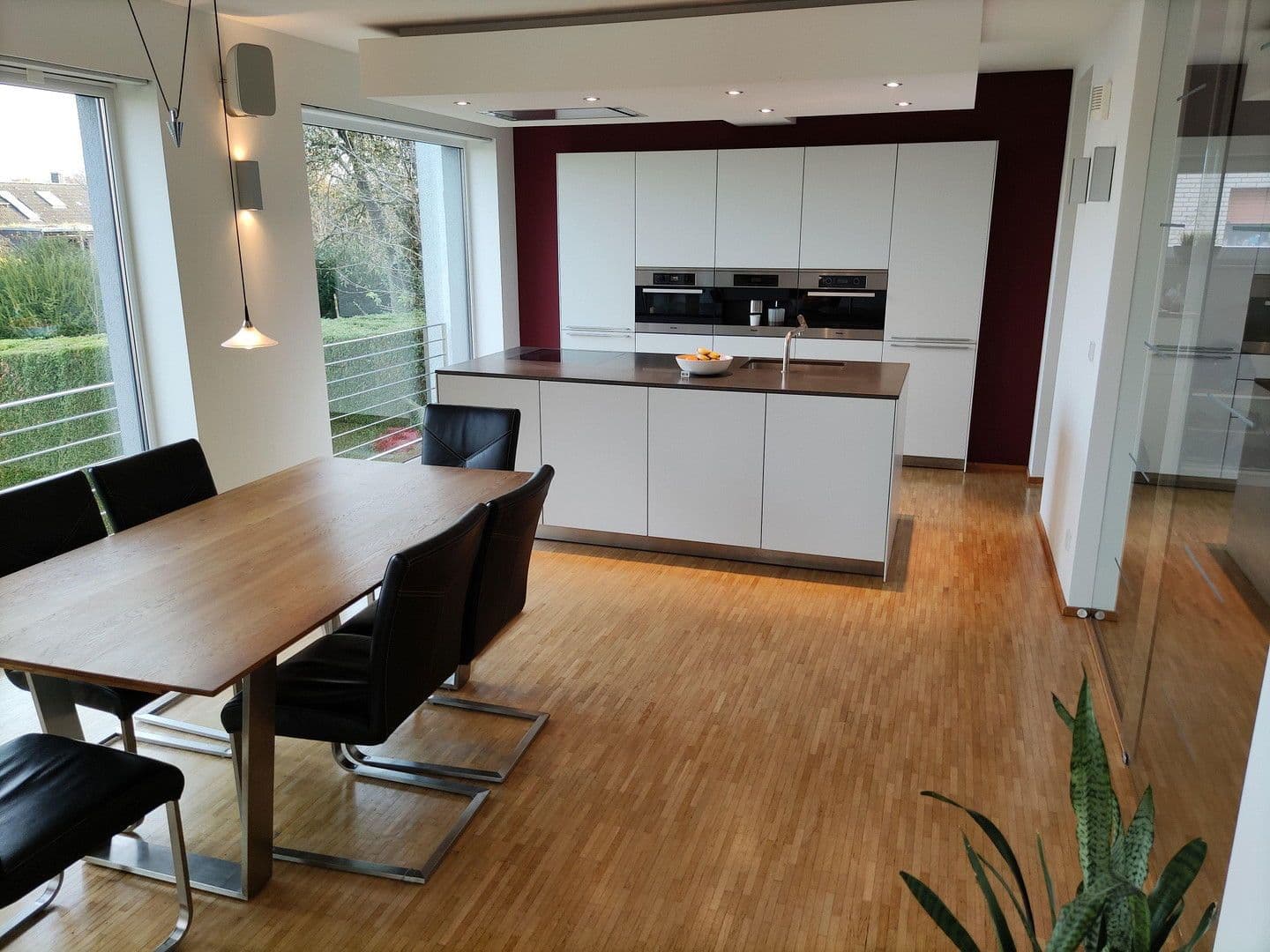 Predaj domu 160 m², pozemek 500 m², Wertherstraße, Bielefeld, Severné Porýnie - Westfálsko Predaj domu 160 m², pozemek 500 m², Wertherstraße, Bielefeld, Severné Porýnie - Westfálsko