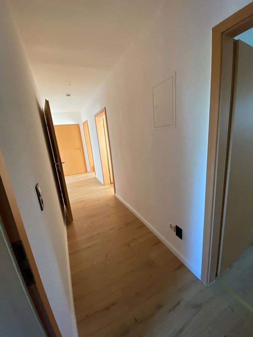 Prenájom bytu 3-izbový 46 m², Friedensstraße 19, Elsteraue, Sasko-Anhaltsko Prenájom bytu 3-izbový 46 m², Friedensstraße 19, Elsteraue, Sasko-Anhaltsko