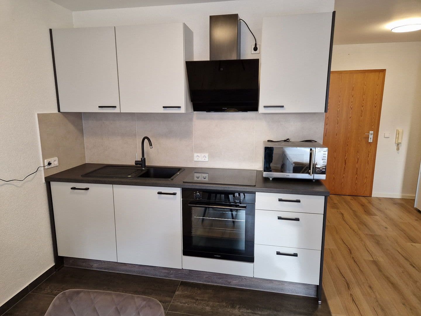 Prenájom bytu 1-izbový 34 m², Amselweg 11, Karlsruhe, Bádensko-Wurttembersko Prenájom bytu 1-izbový 34 m², Amselweg 11, Karlsruhe, Bádensko-Wurttembersko