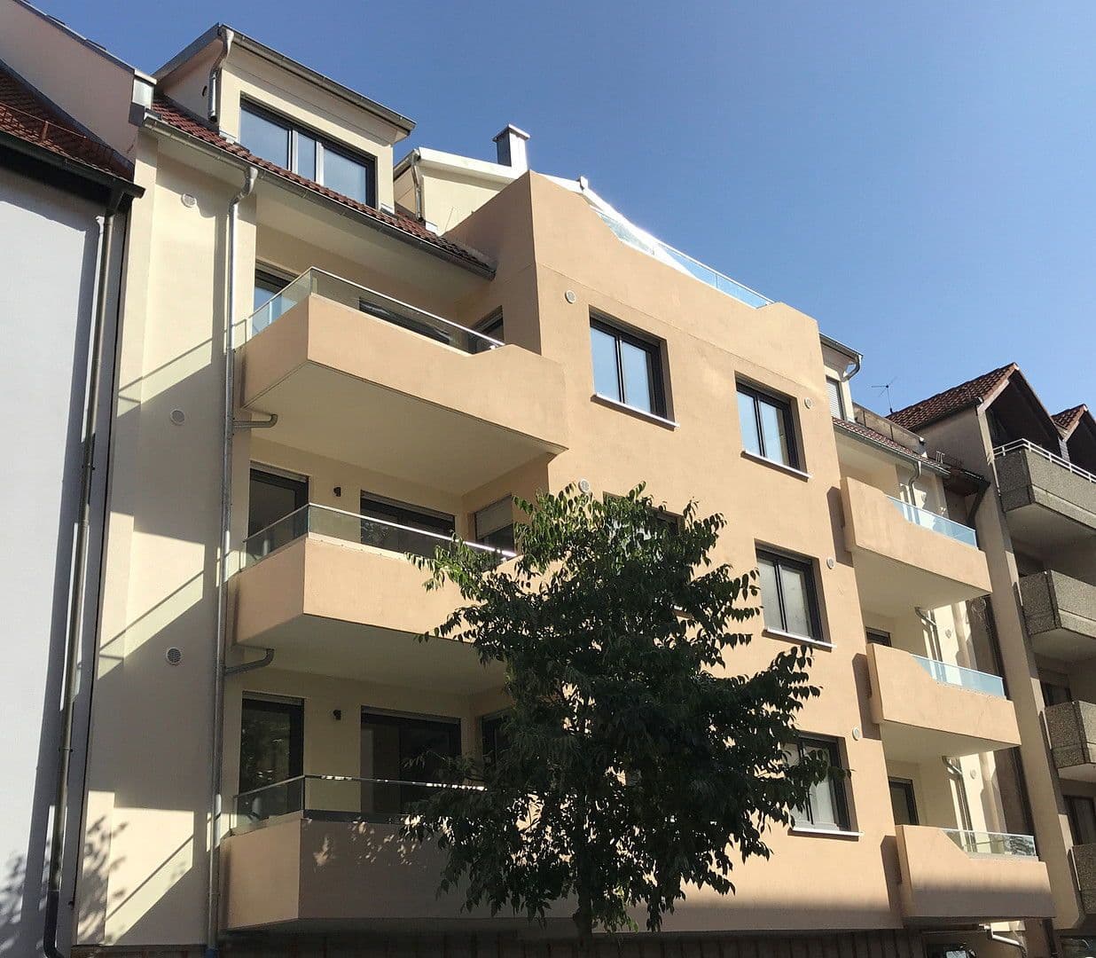 Prenájom bytu 3-izbový 104 m², Lange Str. 99, Fürth, Bavorsko Prenájom bytu 3-izbový 104 m², Lange Str. 99, Fürth, Bavorsko