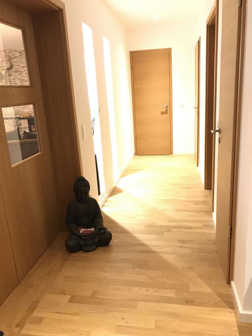 Prenájom bytu 3-izbový 104 m², Lange Str. 99, Fürth, Bavorsko Prenájom bytu 3-izbový 104 m², Lange Str. 99, Fürth, Bavorsko