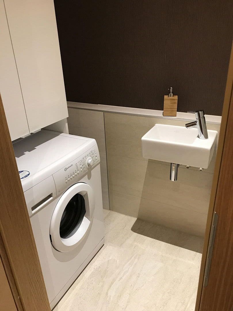 Prenájom bytu 3-izbový 104 m², Lange Str. 99, Fürth, Bavorsko Prenájom bytu 3-izbový 104 m², Lange Str. 99, Fürth, Bavorsko