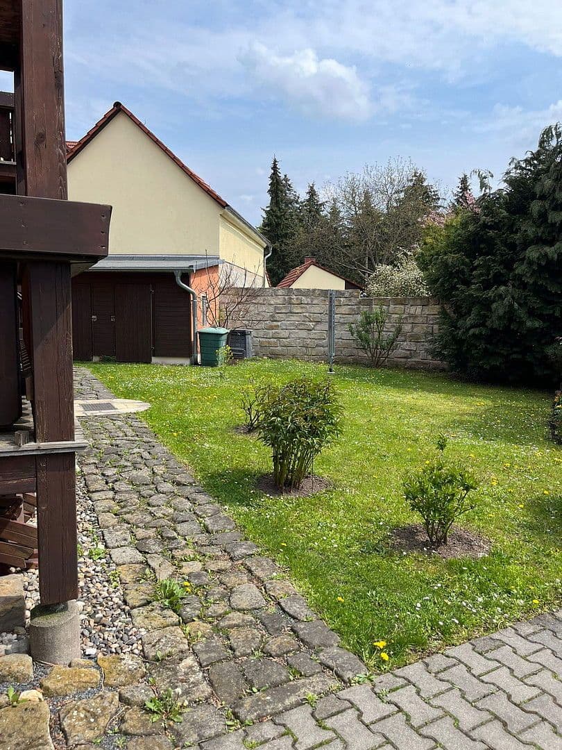 Prenájom bytu 1-izbový 31 m², Richard Wagner Str.7, Pirna, Sasko Prenájom bytu 1-izbový 31 m², Richard Wagner Str.7, Pirna, Sasko