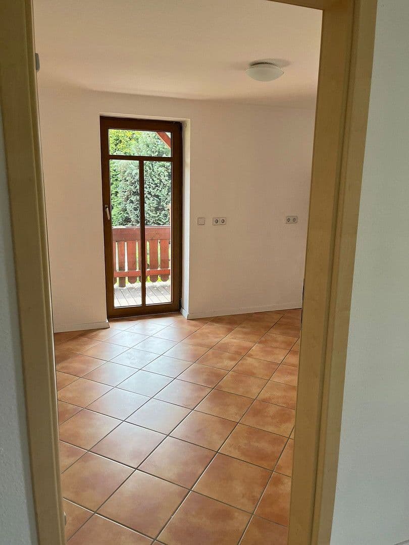 Prenájom bytu 1-izbový 31 m², Richard Wagner Str.7, Pirna, Sasko Prenájom bytu 1-izbový 31 m², Richard Wagner Str.7, Pirna, Sasko