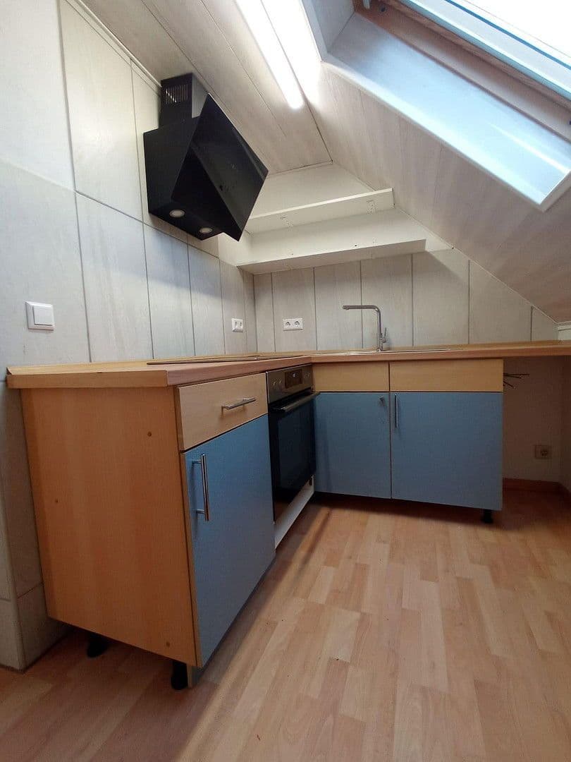 Prenájom bytu 2-izbový 65 m², Koblenz-Lay, Porýnie-Falcko Prenájom bytu 2-izbový 65 m², Koblenz-Lay, Porýnie-Falcko