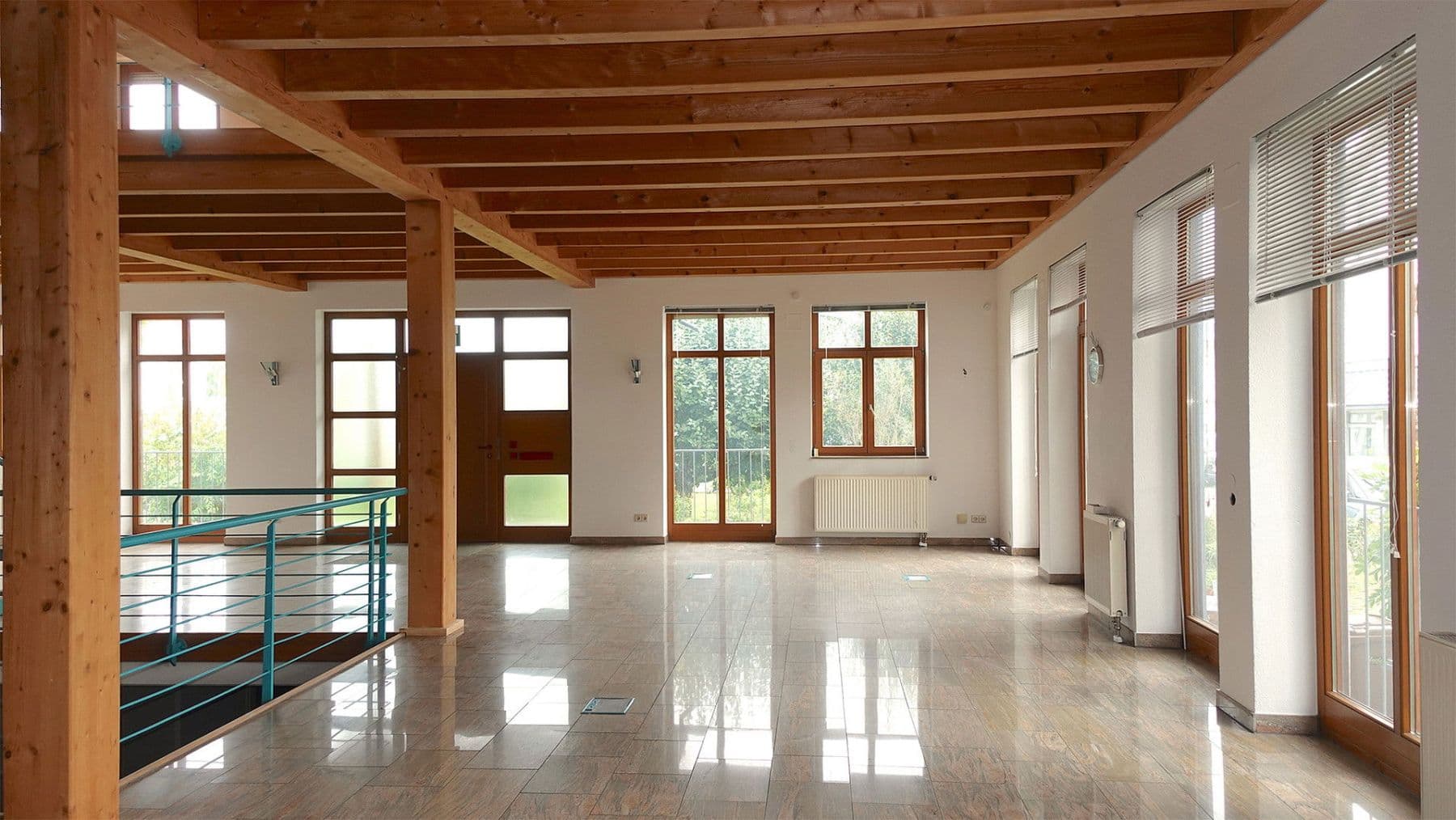 Prenájom kancelárie 432 m², Freiburg-Waltershofen, Bádensko-Wurttembersko Prenájom kancelárie 432 m², Freiburg-Waltershofen, Bádensko-Wurttembersko