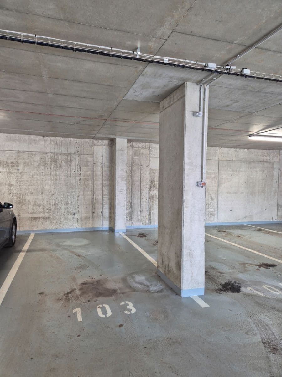 Prenájom nebytového priestoru 12 m², Nepilova, Beroun, Středočeský kraj Prenájom nebytového priestoru 12 m², Nepilova, Beroun, Středočeský kraj