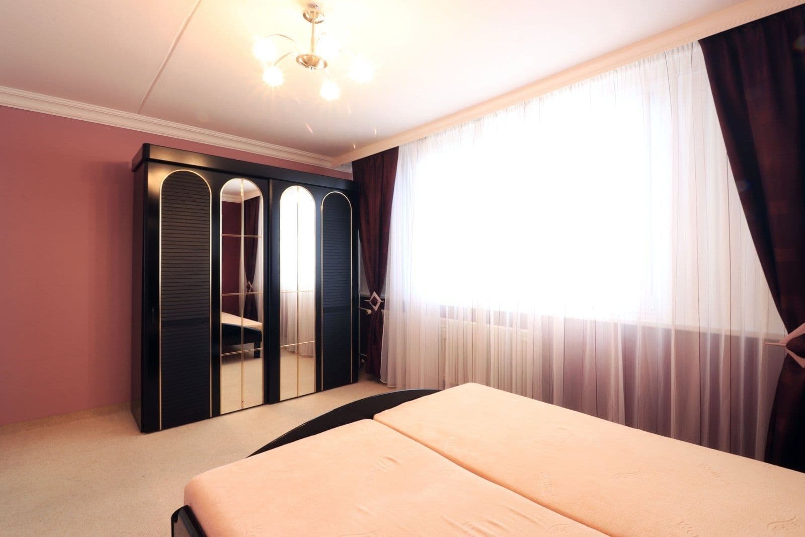 Prenájom bytu 2-izbový 62 m², Sokolovská, Plzeň, Plzeňský kraj Prenájom bytu 2-izbový 62 m², Sokolovská, Plzeň, Plzeňský kraj