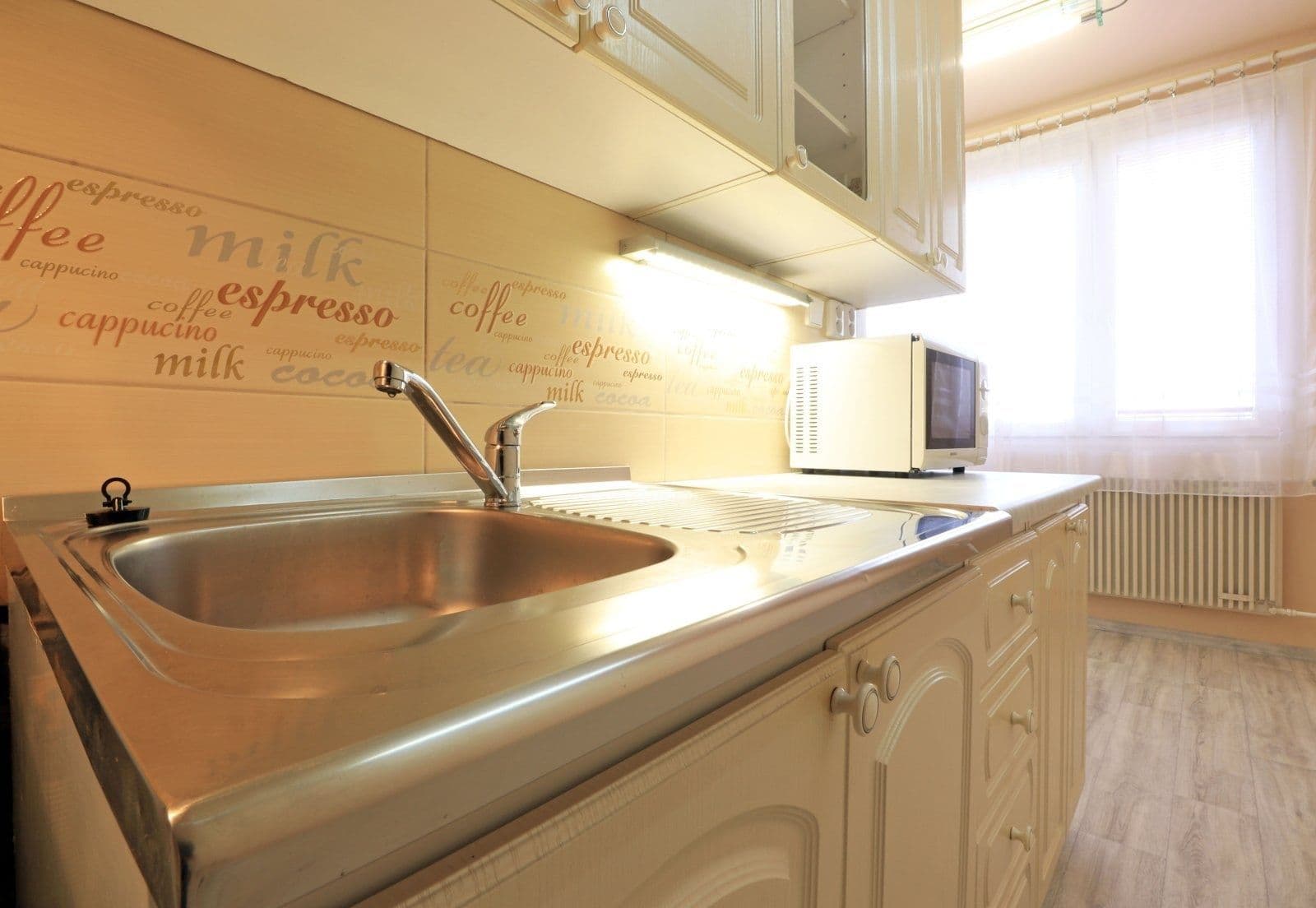 Prenájom bytu 2-izbový 62 m², Sokolovská, Plzeň, Plzeňský kraj Prenájom bytu 2-izbový 62 m², Sokolovská, Plzeň, Plzeňský kraj