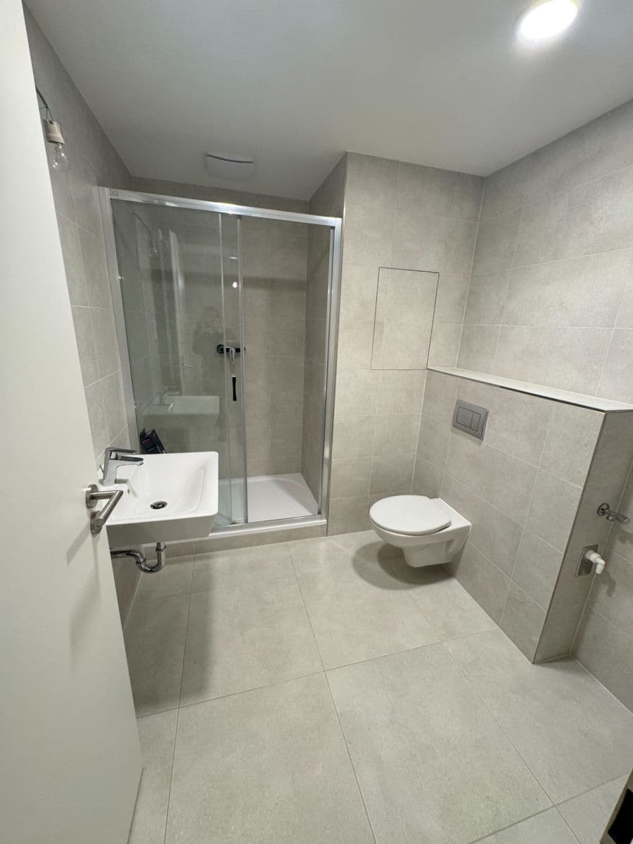 Prenájom bytu 2-izbový 44 m², Poděbradská, Praha, Praha Prenájom bytu 2-izbový 44 m², Poděbradská, Praha, Praha