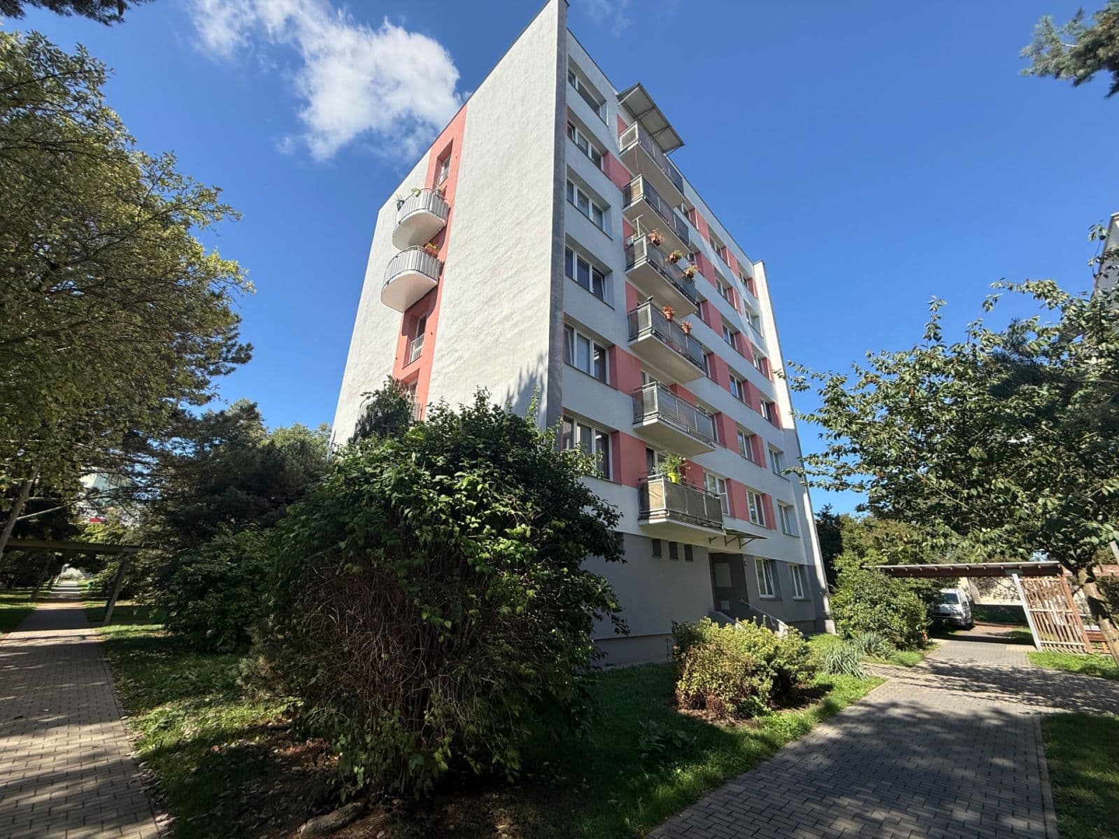 Predaj bytu 3-izbový 63 m², Sokolovská, Tábor, Jihočeský kraj Predaj bytu 3-izbový 63 m², Sokolovská, Tábor, Jihočeský kraj