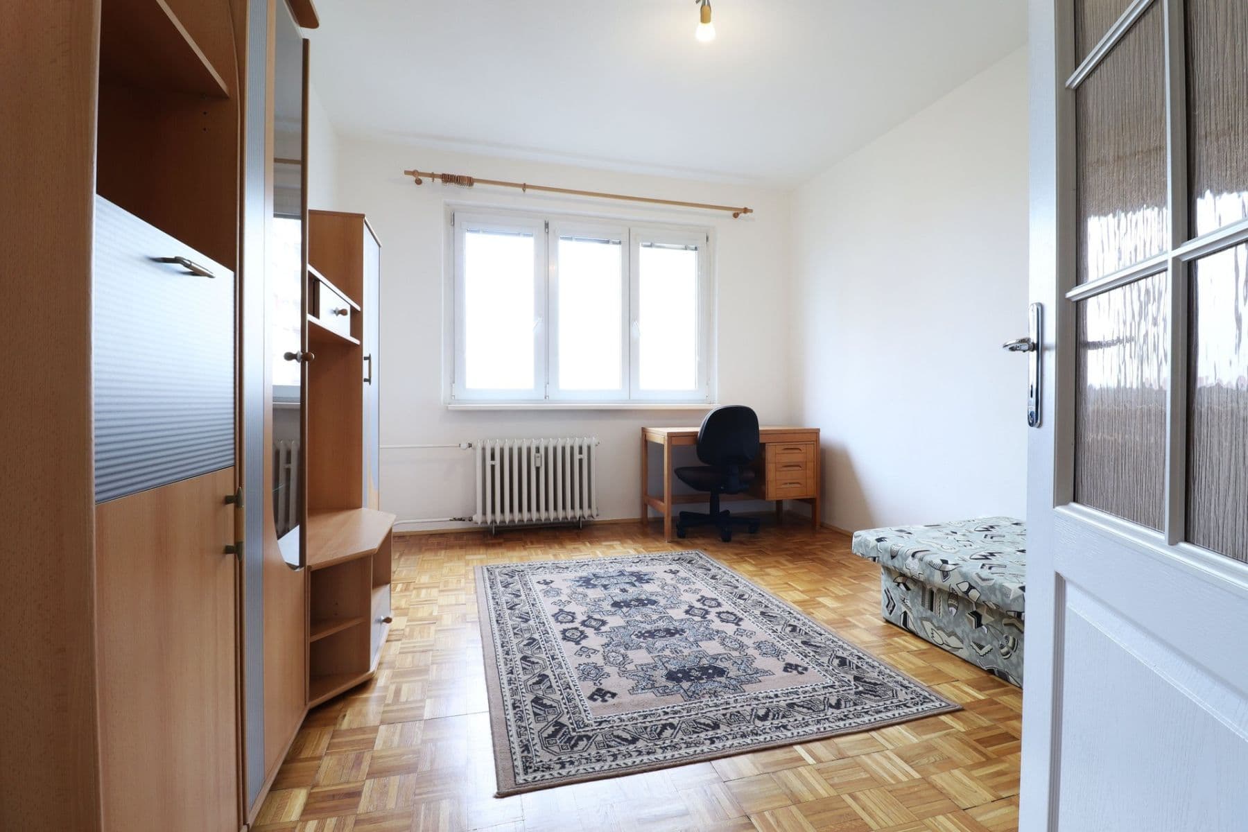 Prenájom bytu 3-izbový 69 m², Zvonková, Praha, Praha Prenájom bytu 3-izbový 69 m², Zvonková, Praha, Praha