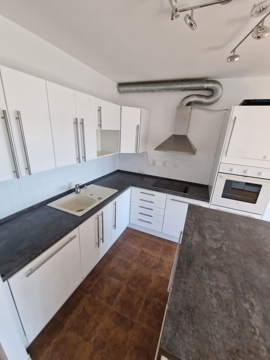 Predaj bytu 3-izbový 75 m², Fryčovická, Praha, Praha Predaj bytu 3-izbový 75 m², Fryčovická, Praha, Praha