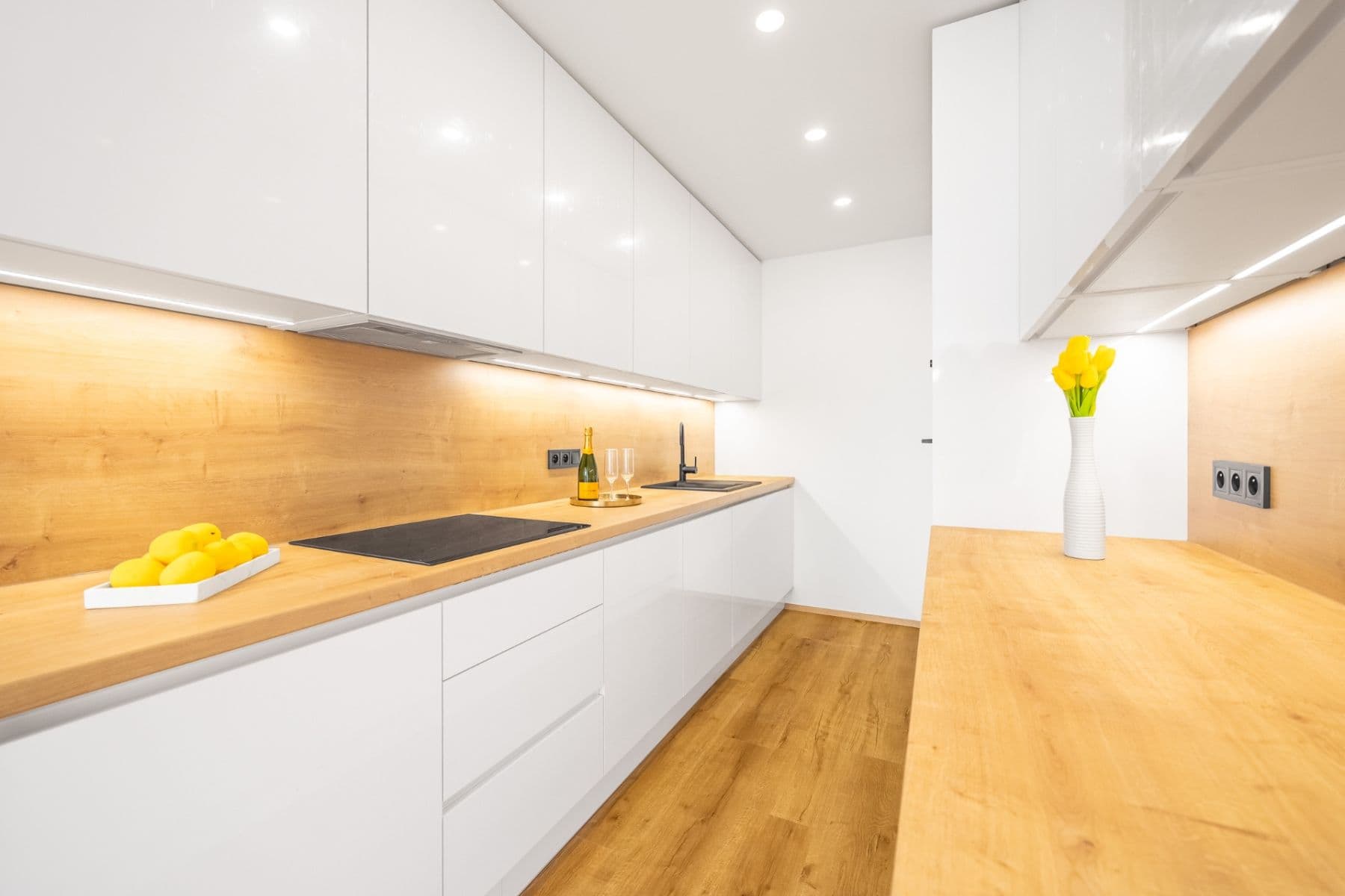 Predaj bytu 3-izbový 67 m², Ke Kateřinkám, Praha, Praha Predaj bytu 3-izbový 67 m², Ke Kateřinkám, Praha, Praha