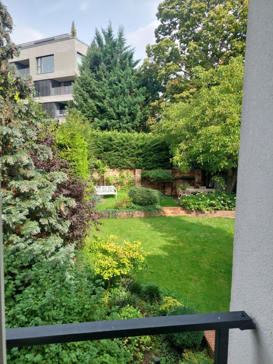 Prenájom bytu 2-izbový 50 m², Kubišova, Praha, Praha Prenájom bytu 2-izbový 50 m², Kubišova, Praha, Praha