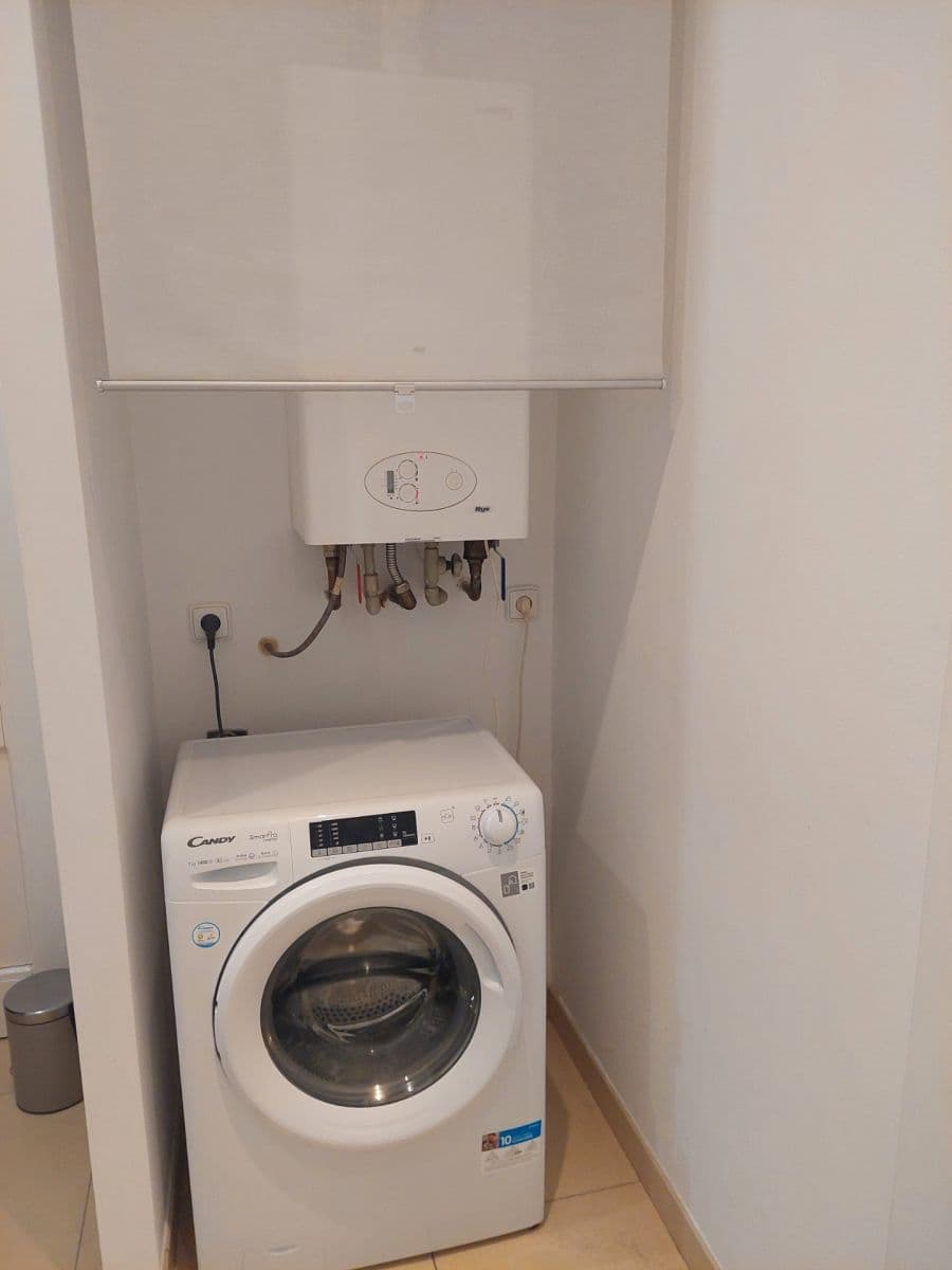 Prenájom bytu 2-izbový 50 m², Kubišova, Praha, Praha Prenájom bytu 2-izbový 50 m², Kubišova, Praha, Praha