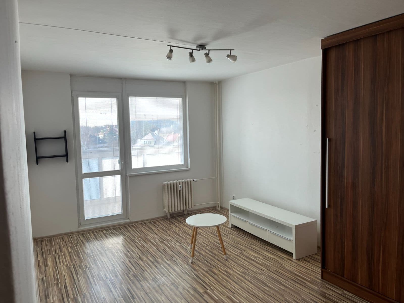 Predaj bytu 2-izbový 81 m², třída Edvarda Beneše, Hradec Králové, Královéhradecký kraj Predaj bytu 2-izbový 81 m², třída Edvarda Beneše, Hradec Králové, Královéhradecký kraj