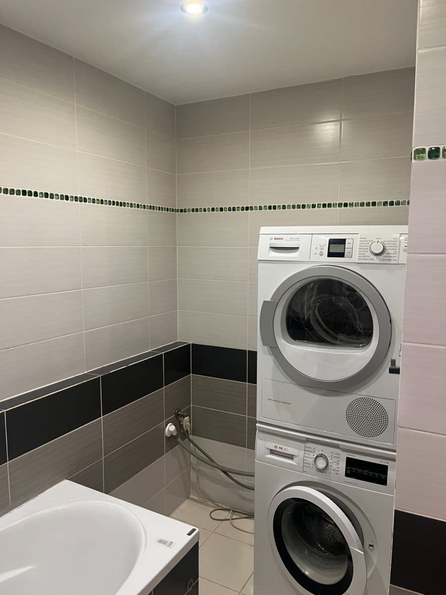 Predaj bytu 2-izbový 81 m², třída Edvarda Beneše, Hradec Králové, Královéhradecký kraj Predaj bytu 2-izbový 81 m², třída Edvarda Beneše, Hradec Králové, Královéhradecký kraj