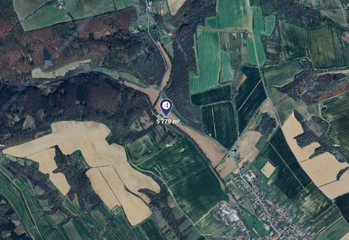 Predaj pozemku 5.779 m², Kudlovice, Zlínský kraj Predaj pozemku 5.779 m², Kudlovice, Zlínský kraj