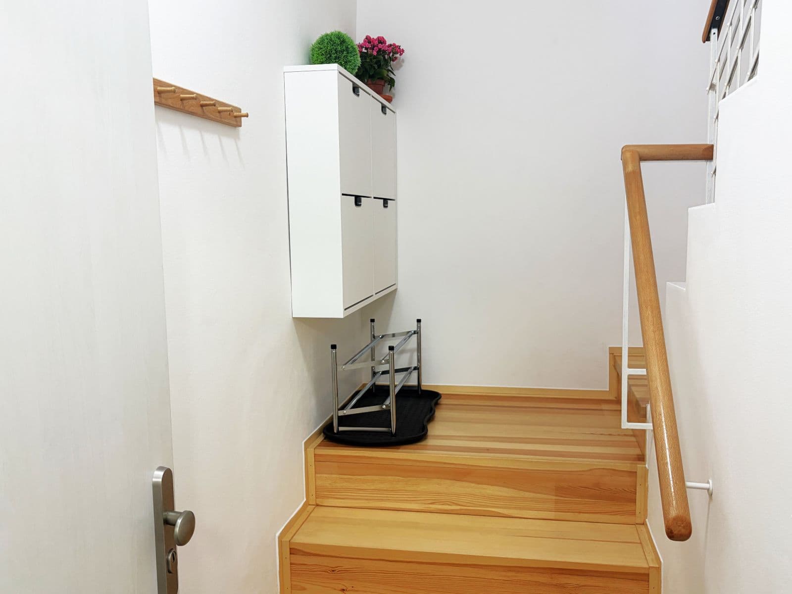 Prenájom bytu 3-izbový 95 m², Na Pískách, Praha, Praha Prenájom bytu 3-izbový 95 m², Na Pískách, Praha, Praha