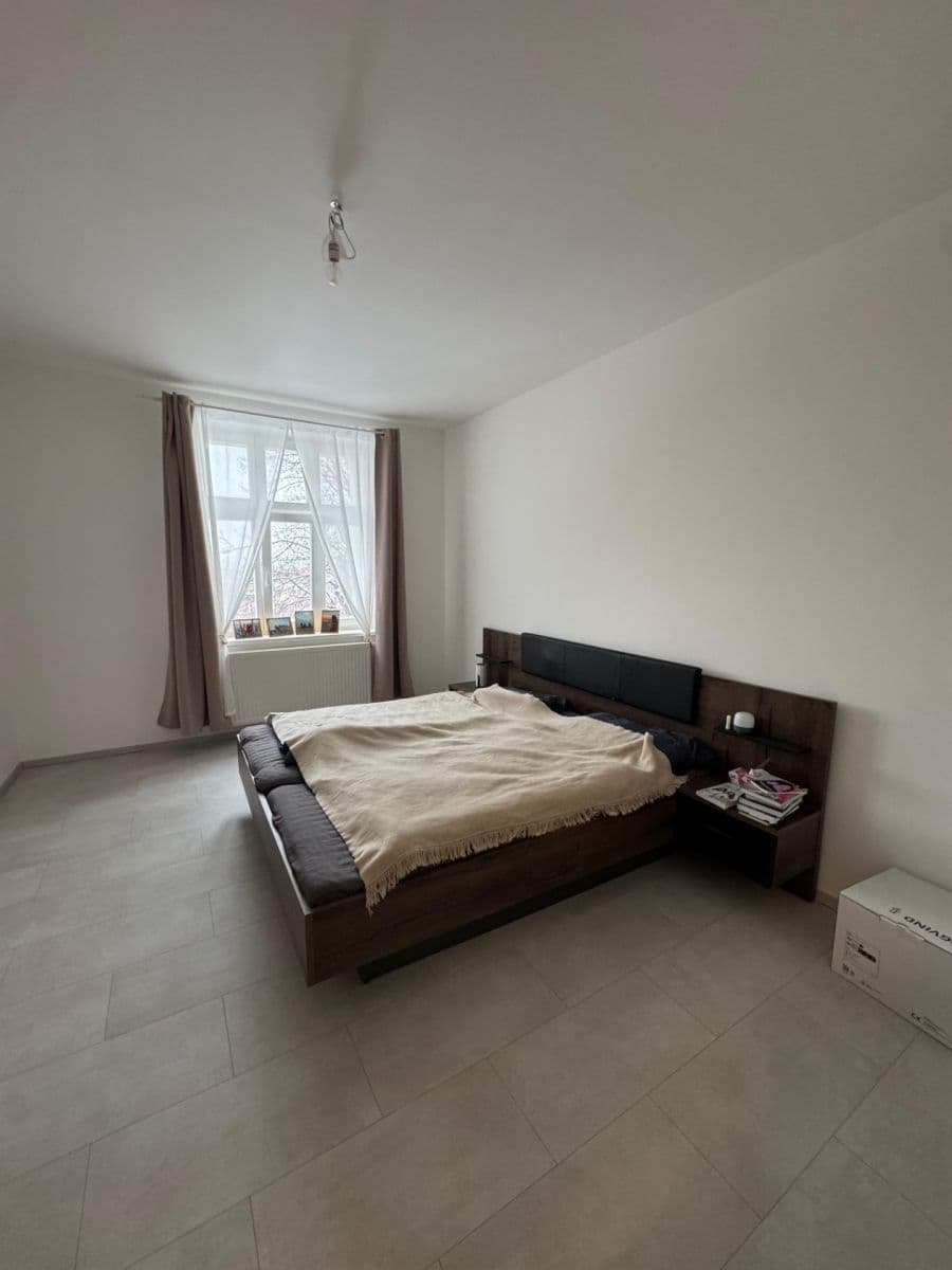 Prenájom bytu 3-izbový 86 m², Emy Destinové, Ústí nad Labem, Ústecký kraj Prenájom bytu 3-izbový 86 m², Emy Destinové, Ústí nad Labem, Ústecký kraj