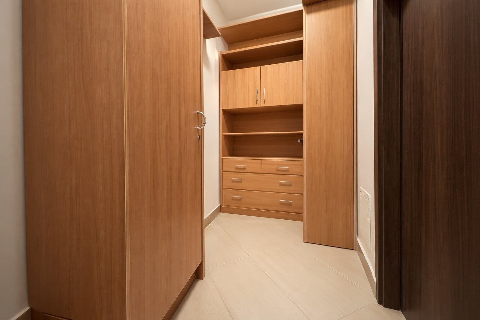 Prenájom bytu 2-izbový 59 m², Svitákova, Praha, Praha Prenájom bytu 2-izbový 59 m², Svitákova, Praha, Praha