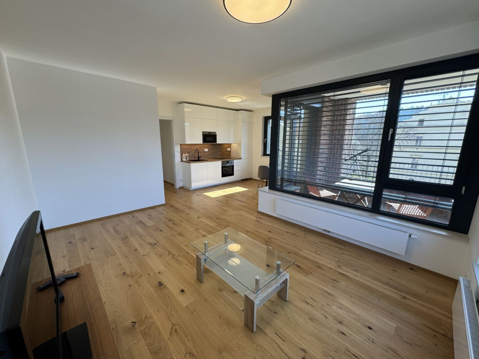 Prenájom bytu 2-izbový 62 m², Závišova, Praha, Praha Prenájom bytu 2-izbový 62 m², Závišova, Praha, Praha