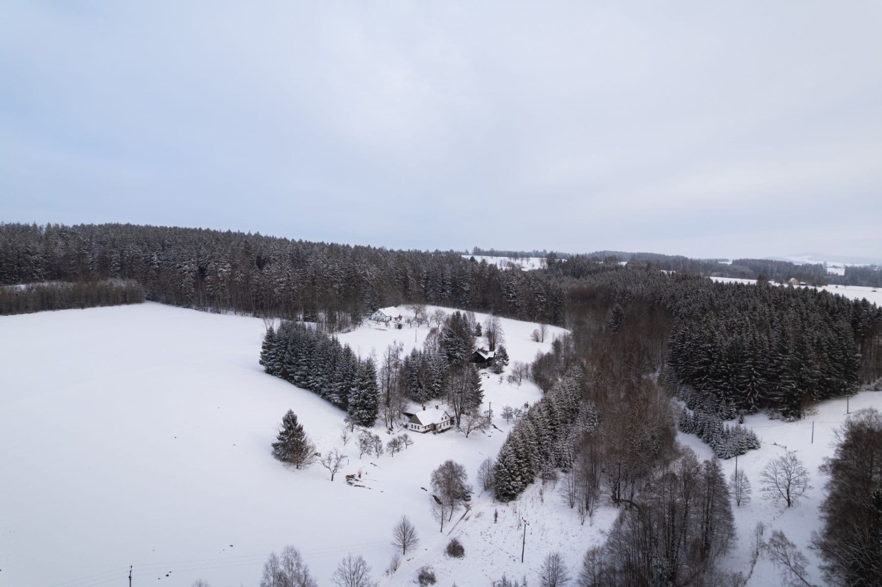 Predaj rekreačného objektu 180 m², pozemek 5.147 m², Kunvald, Pardubický kraj Predaj rekreačného objektu 180 m², pozemek 5.147 m², Kunvald, Pardubický kraj
