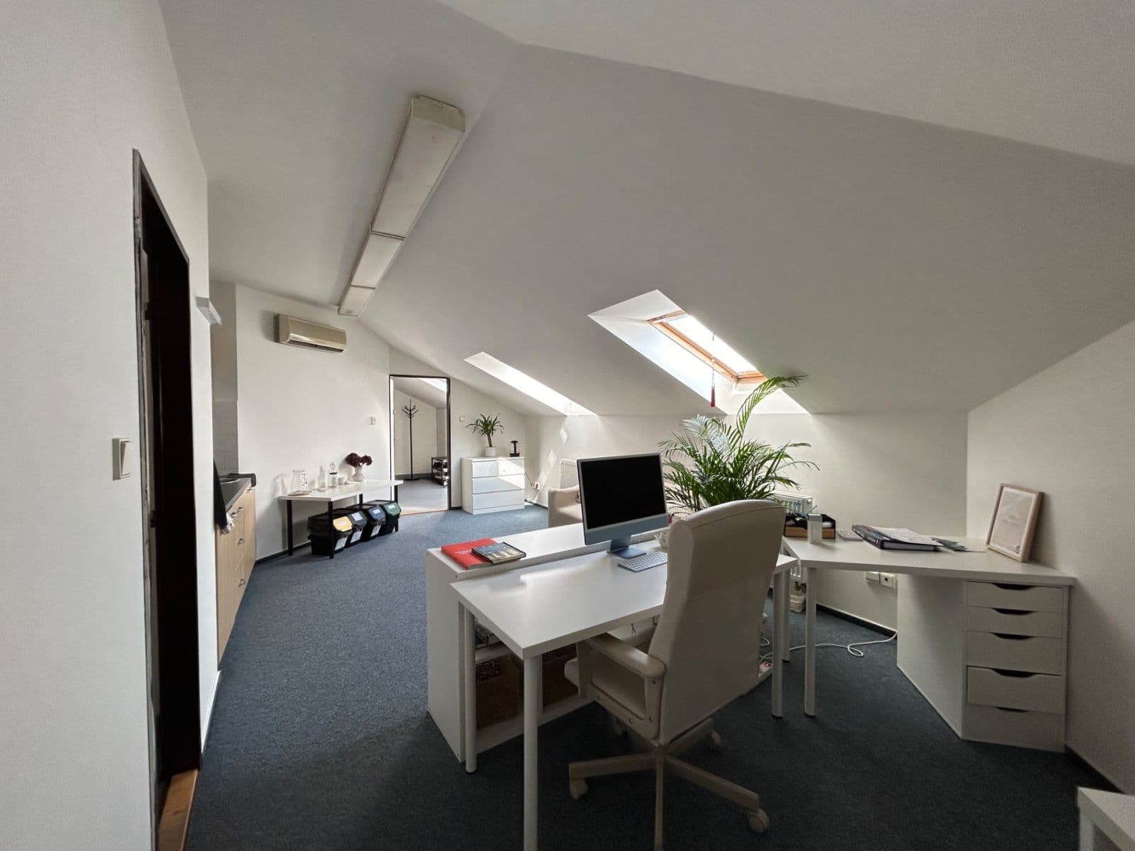 Predaj nebytového priestoru 450 m², Tržní, Frýdek-Místek, Moravskoslezský kraj Predaj nebytového priestoru 450 m², Tržní, Frýdek-Místek, Moravskoslezský kraj