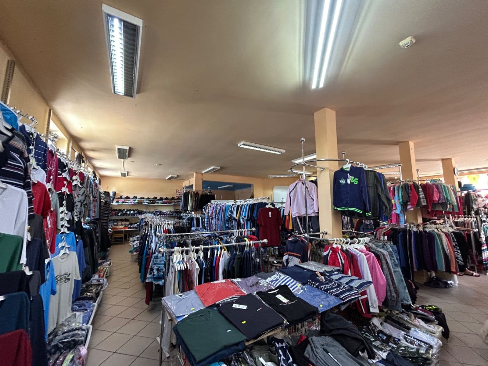 Predaj nebytového priestoru 450 m², Tržní, Frýdek-Místek, Moravskoslezský kraj Predaj nebytového priestoru 450 m², Tržní, Frýdek-Místek, Moravskoslezský kraj