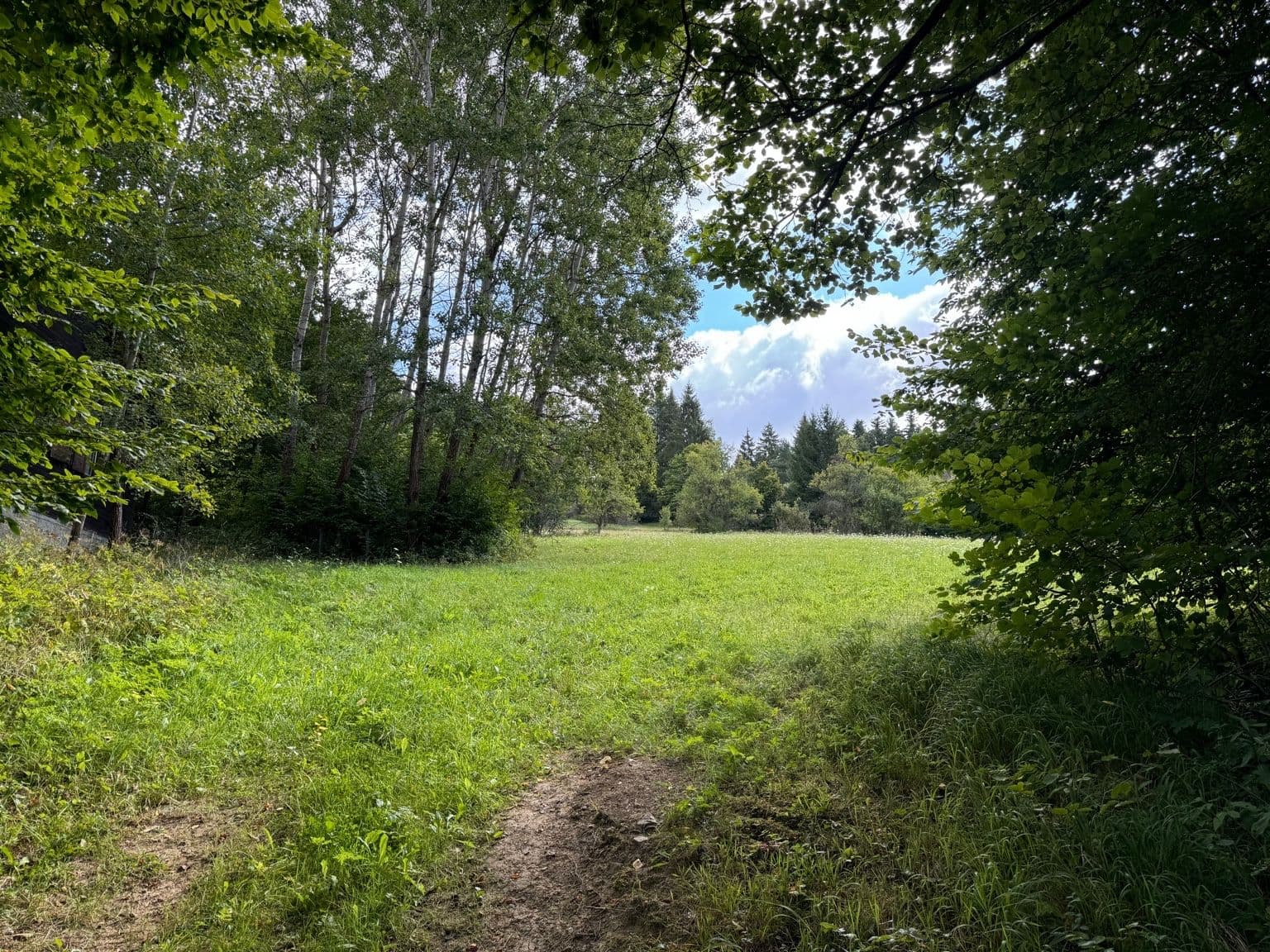 Predaj rekreačného objektu 77 m², pozemek 4.016 m², Pozděchov, Zlínský kraj Predaj rekreačného objektu 77 m², pozemek 4.016 m², Pozděchov, Zlínský kraj