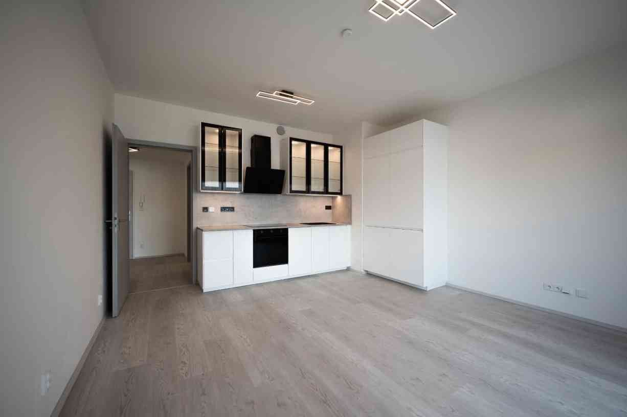 Prenájom bytu 2-izbový 80 m², Nové sady, Brno, Jihomoravský kraj Prenájom bytu 2-izbový 80 m², Nové sady, Brno, Jihomoravský kraj