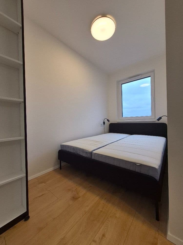 Prenájom bytu 1-izbový 31 m², Fabiánové, Praha, Praha Prenájom bytu 1-izbový 31 m², Fabiánové, Praha, Praha