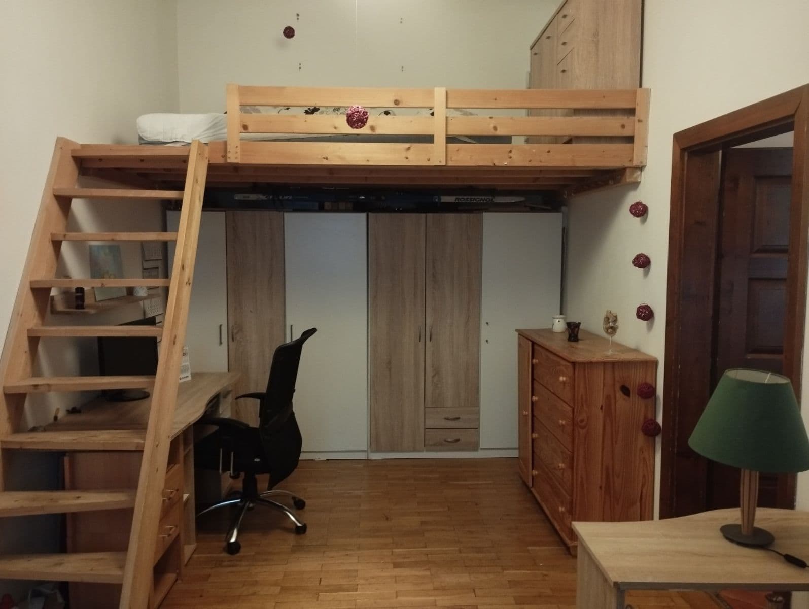 Prenájom bytu 1-izbový 35 m², Podplukovníka Sochora, Praha, Praha Prenájom bytu 1-izbový 35 m², Podplukovníka Sochora, Praha, Praha