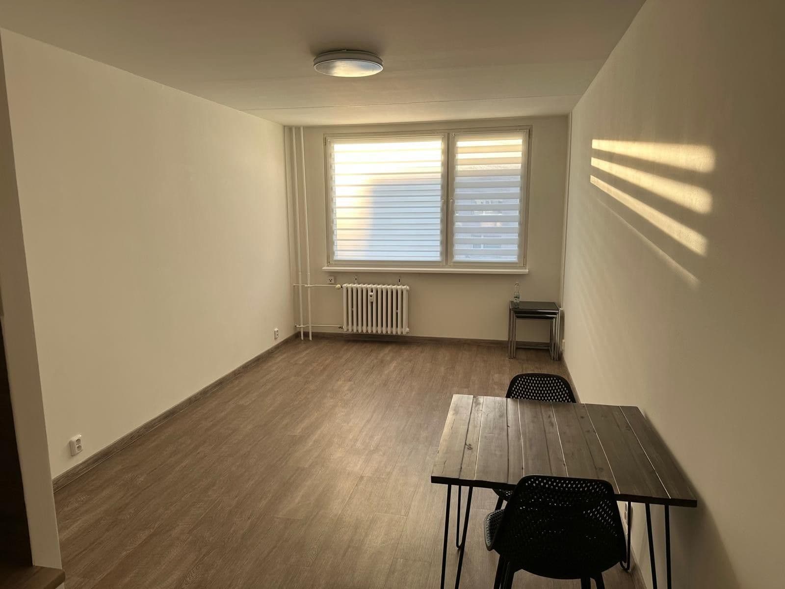 Prenájom bytu 2-izbový 45 m², Nechvílova, Praha, Praha Prenájom bytu 2-izbový 45 m², Nechvílova, Praha, Praha